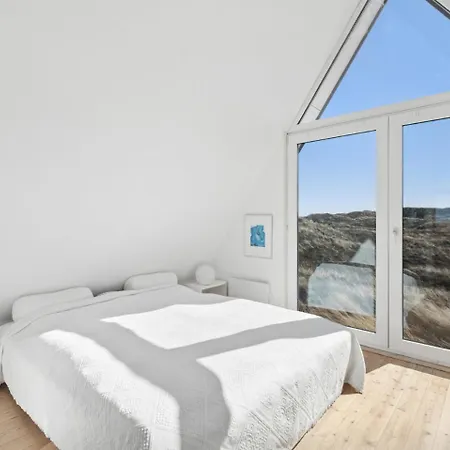 Unique Vacation With Ocean Views Close To The