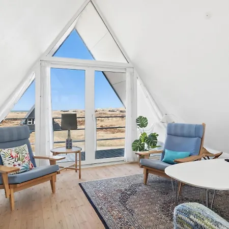 Unique Vacation With Ocean Views Close To The *